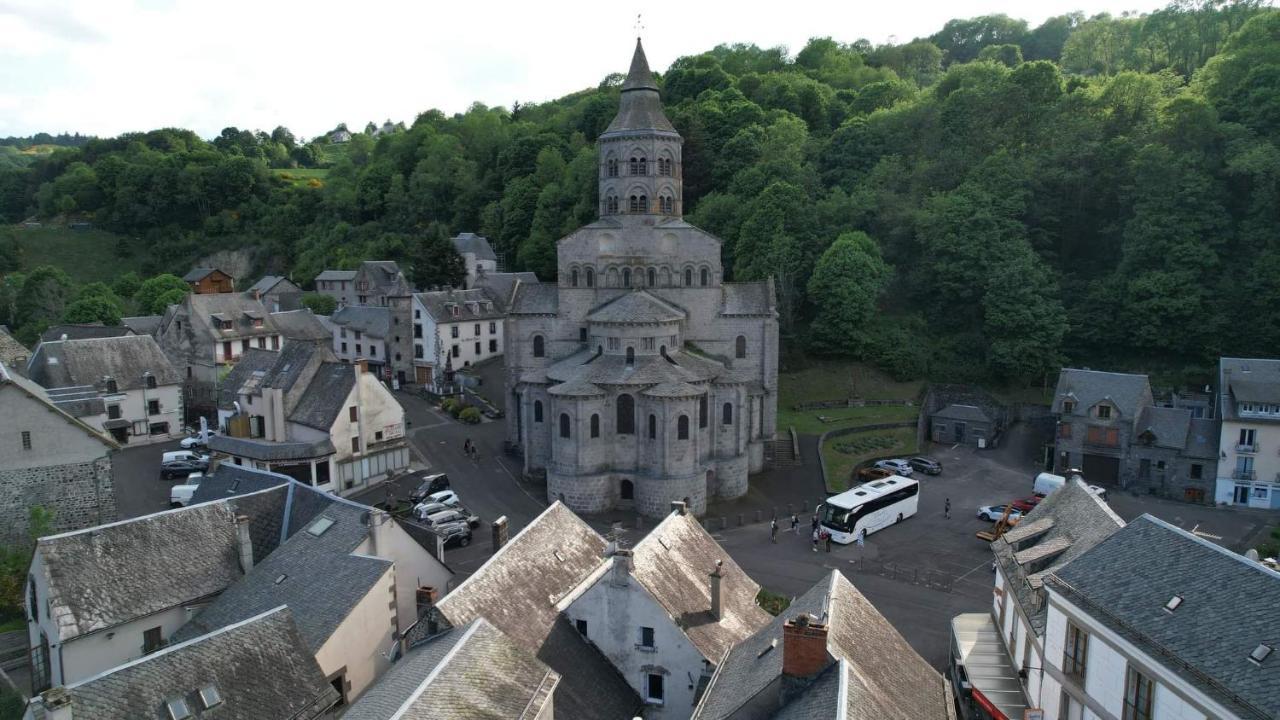 Tulipe, Appartement 5 Personnes, Entre Sancy Et Volcans D'Auvergne Orcival Εξωτερικό φωτογραφία